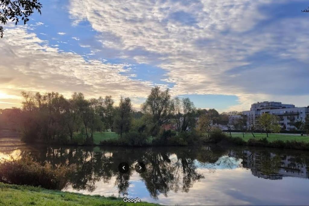 Sejour En Famille Ou Amis A Disneyland & Paris Lognes Exterior photo